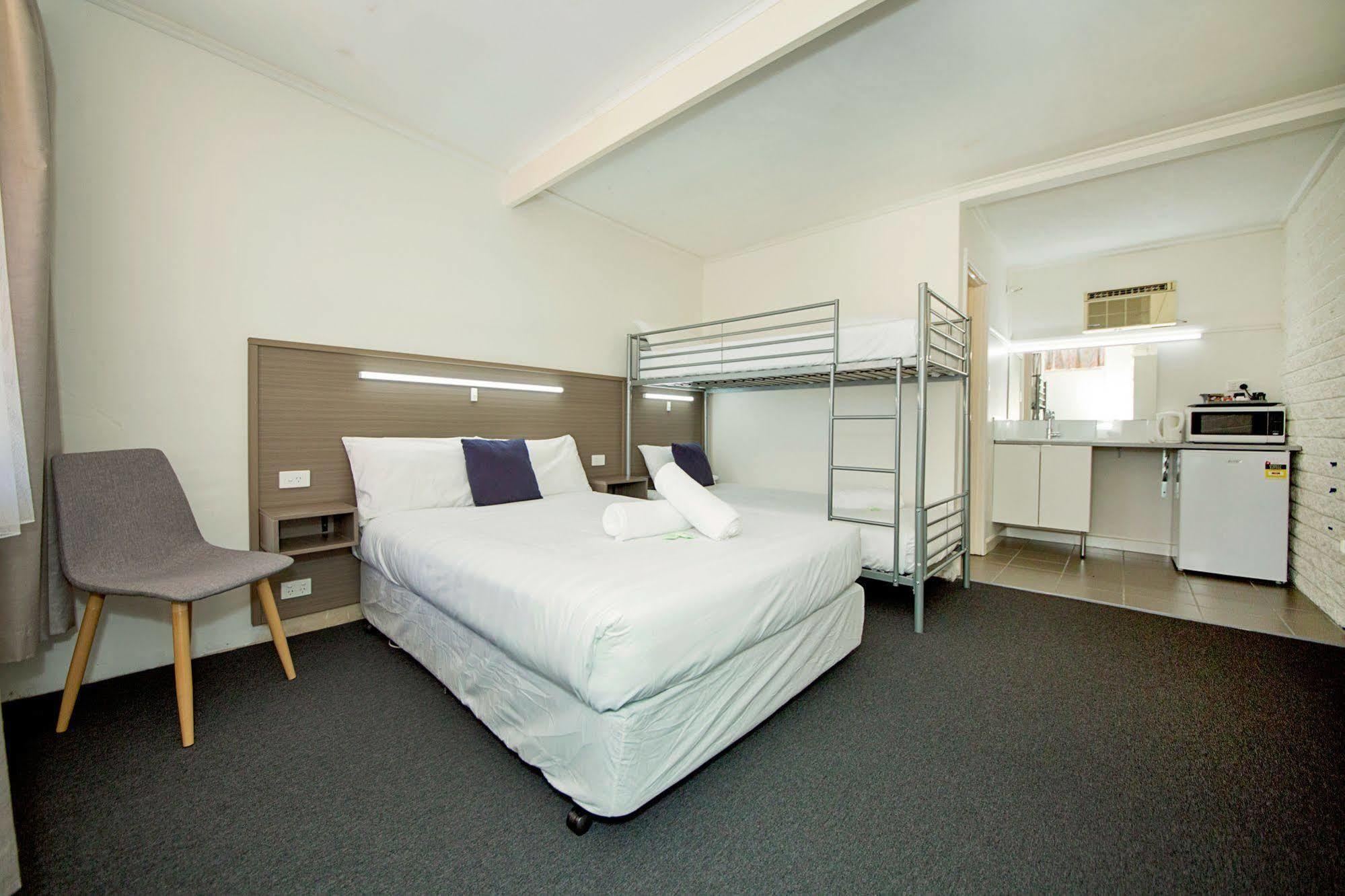 Motel Yarrawonga Exterior photo