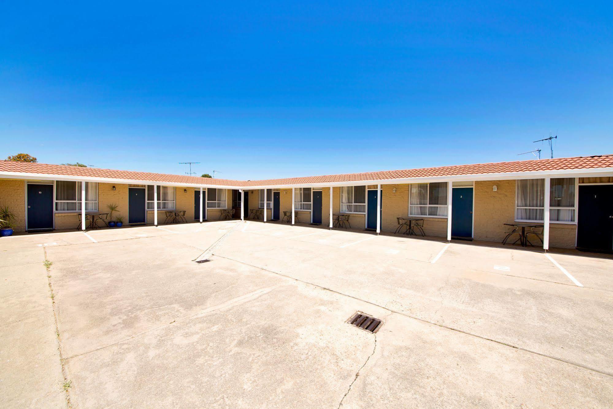 Motel Yarrawonga Exterior photo